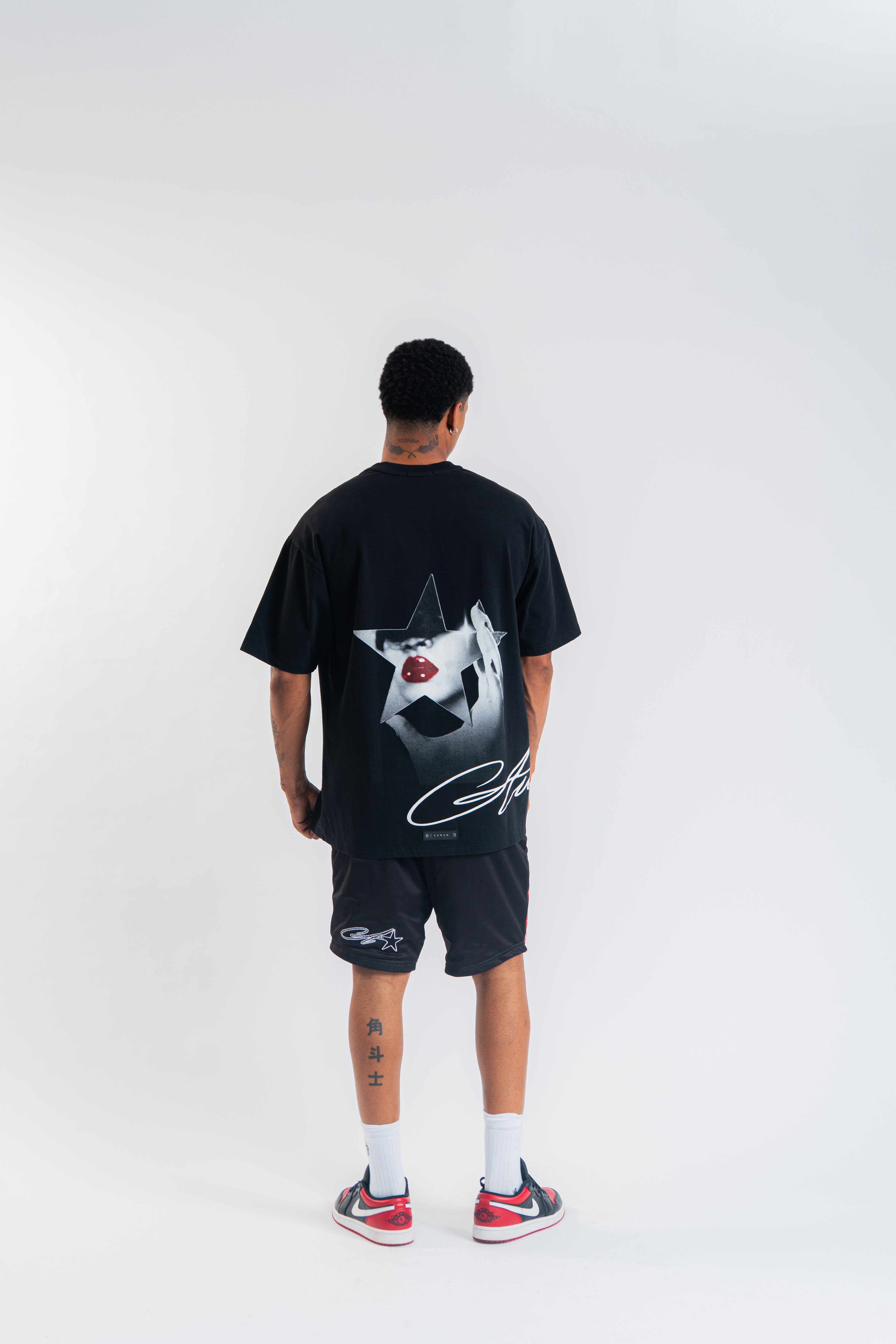Riri T-Shirt