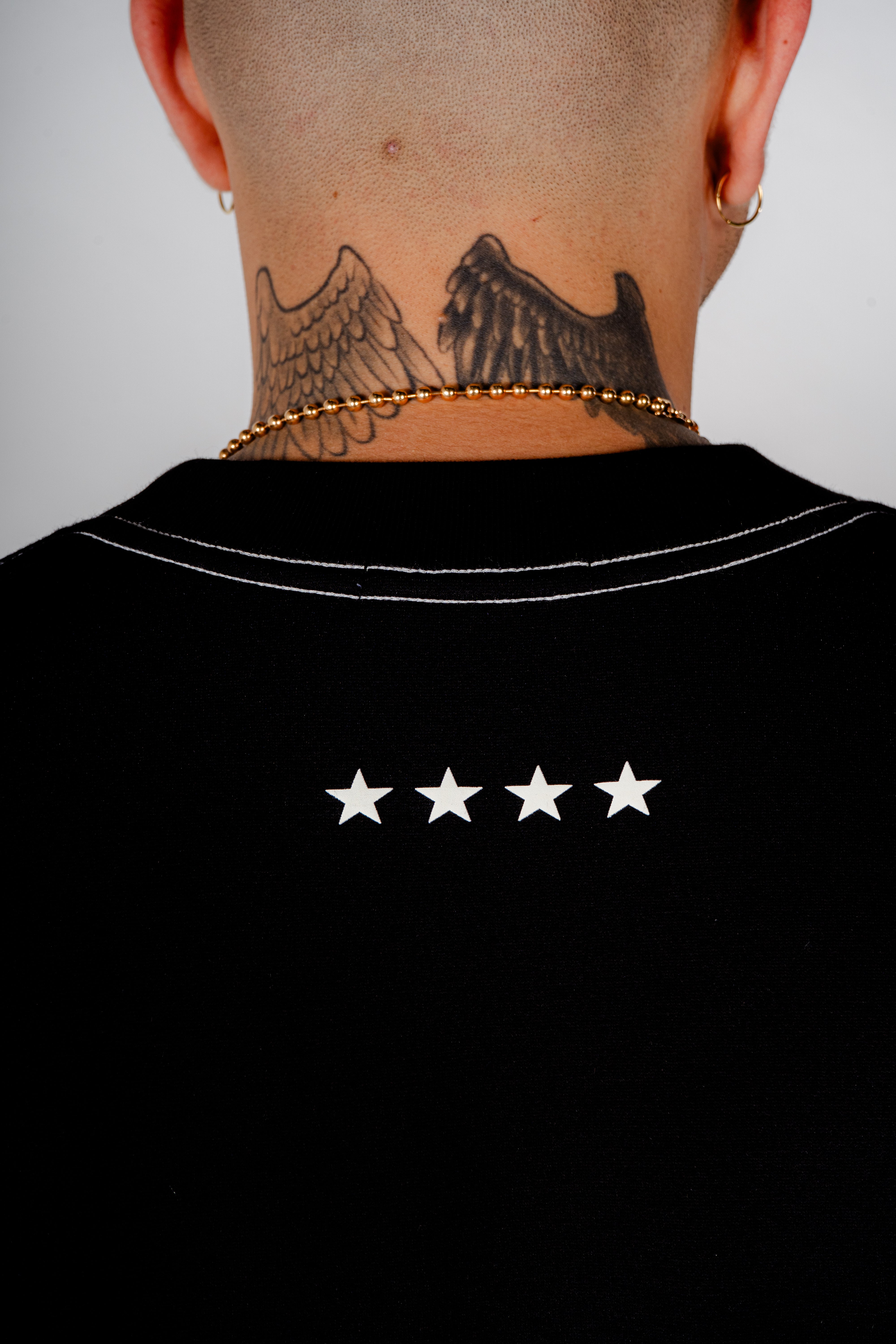 SIGNATURE BLACK SEAMS