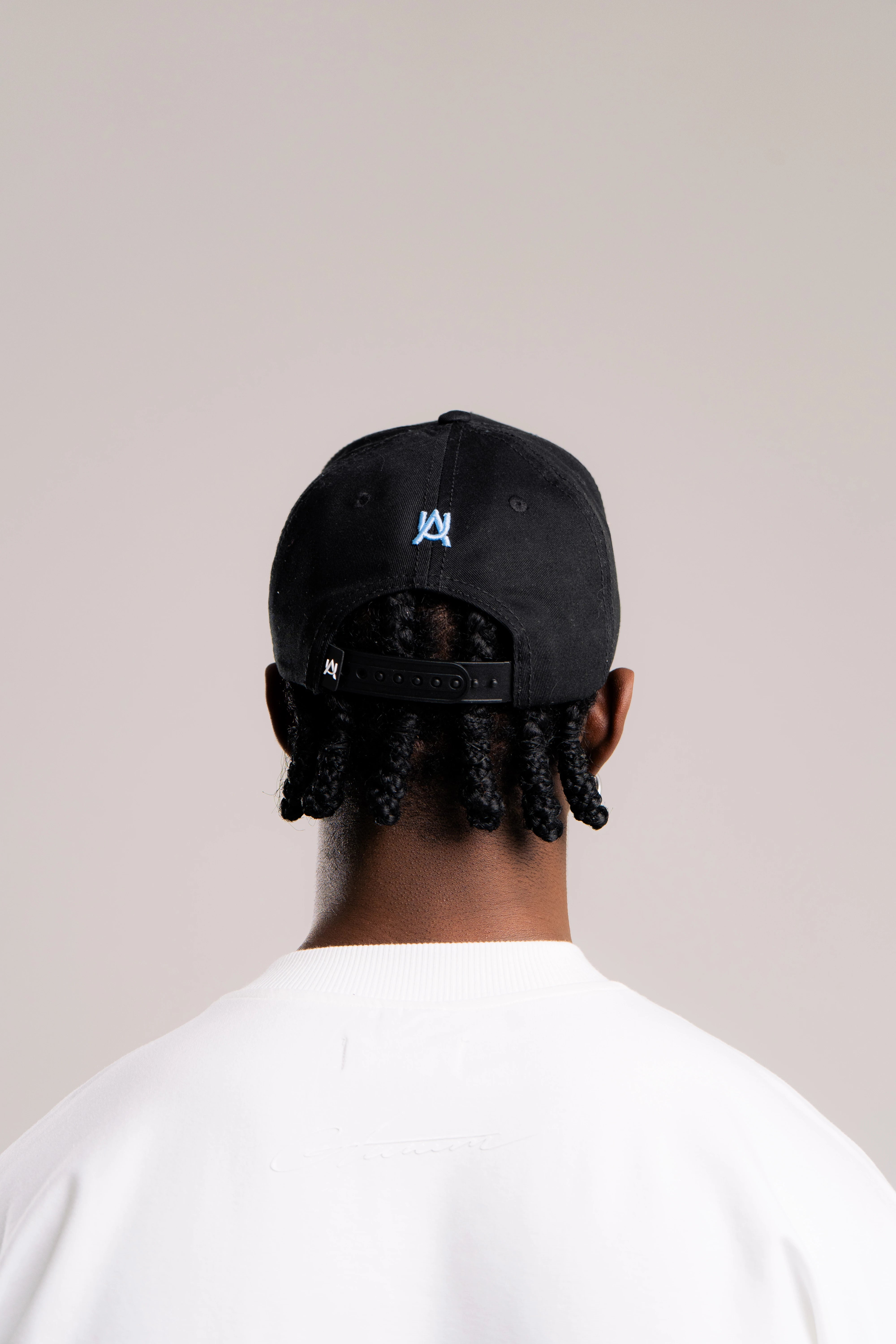 GHOST CAP
