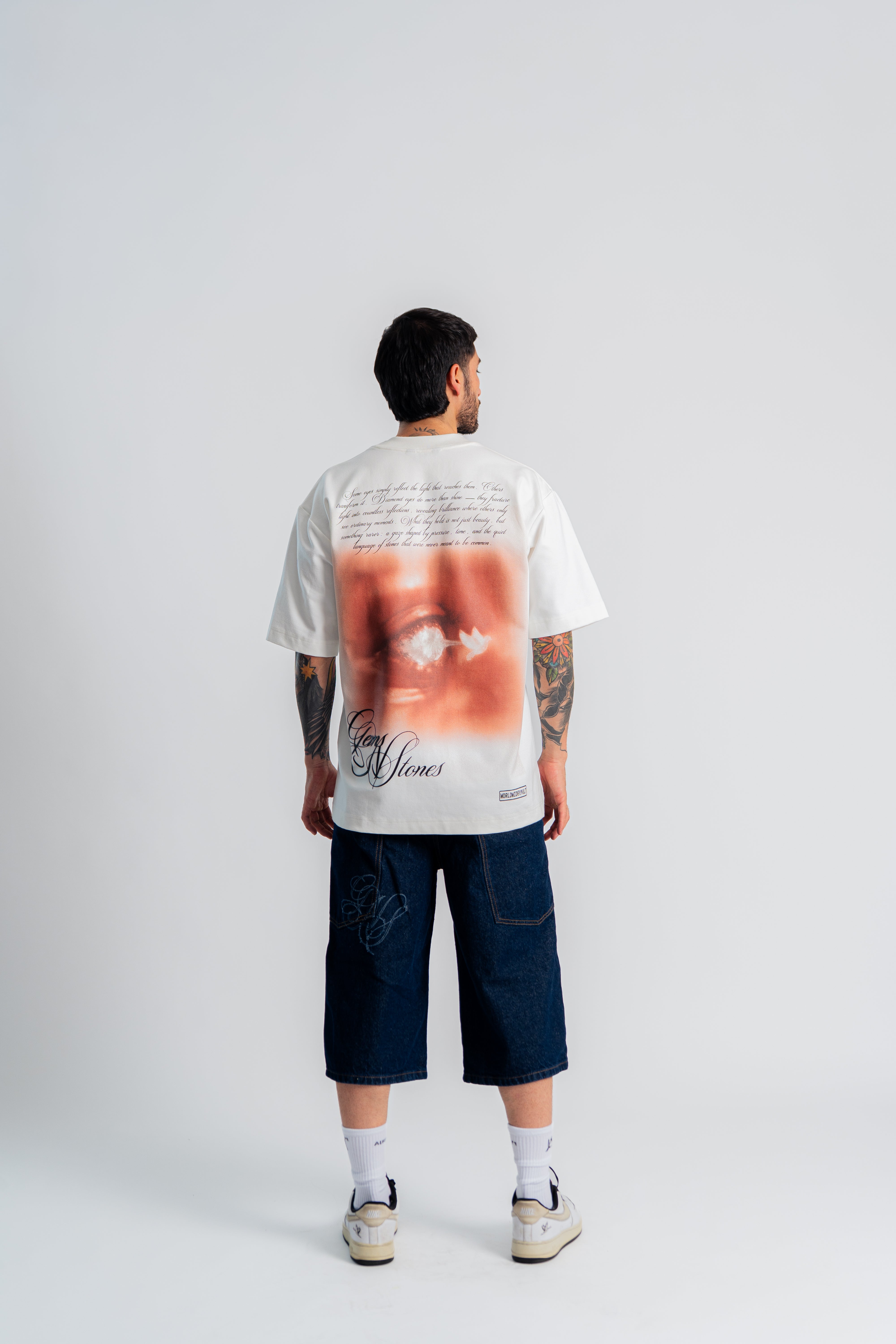 Diamond Eye Oversized Marfil en modelo — AURUM 79