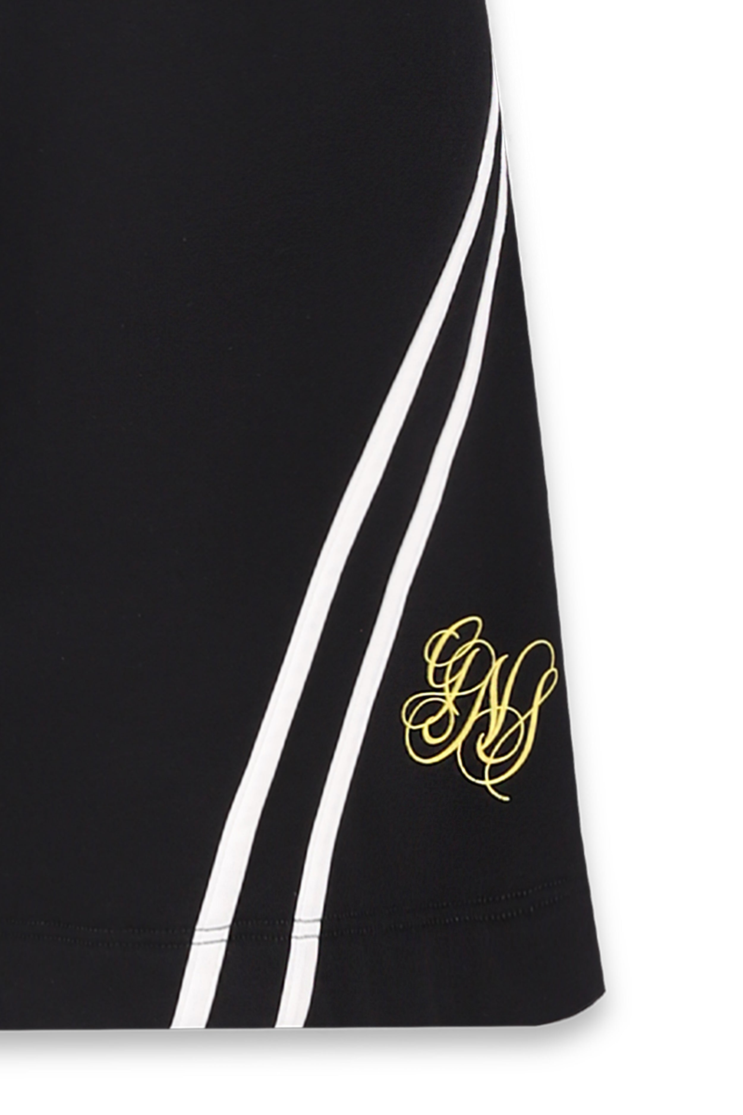 Gems Emblem Shorts Negro — AURUM 79