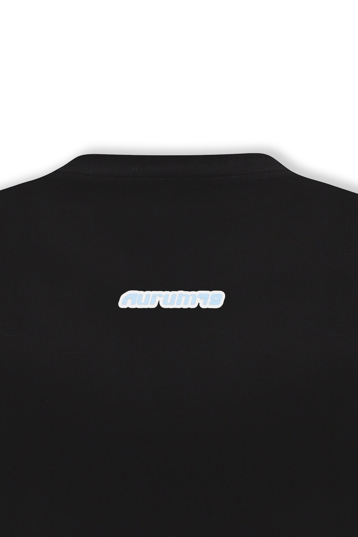 Nostalgia Slim Baby Tee Negro — AURUM 79
