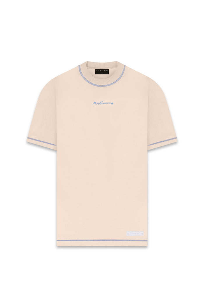 Signature Blue Seams — camiseta oversized de AURUM 79