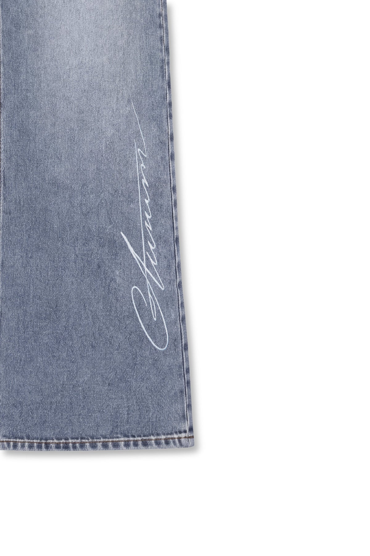 Timeless Washed Loose Fit Jean Azul — AURUM 79