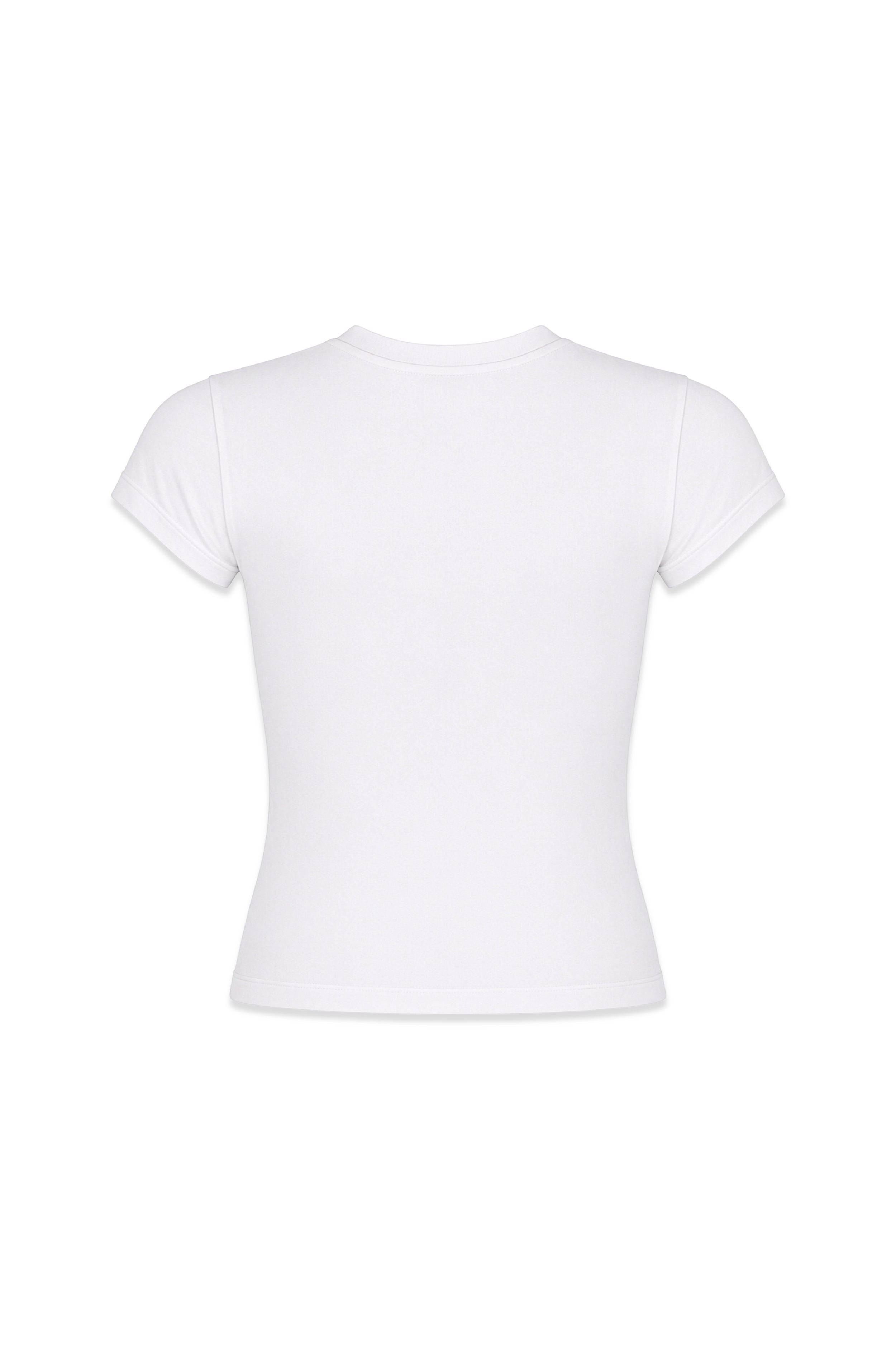 Worldwide Vault Slim Baby Tee Marfil — AURUM 79